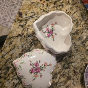Floral Heart-Shaped Trinket Box